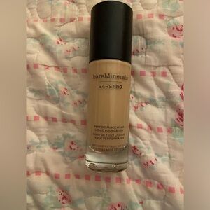 Bare minerals barepro liquid foundation in flax 9.5 NWOB